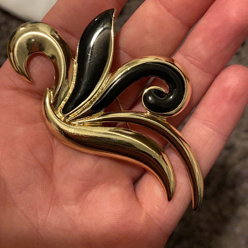 Vintage Gold & Black Swan Brooch